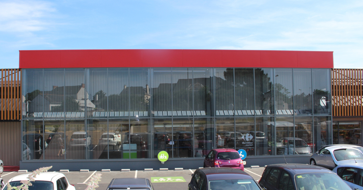 Hermit Alu Entreprise De Menuiserie Aluminium A Rennes Carrefour Market A Pornichet