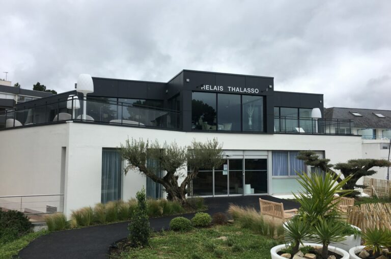 Hermit Alu Entreprise De Menuiserie Aluminium A Rennes Surelevation Du Batiment Existant De La Thalasso A Benodet01 Min